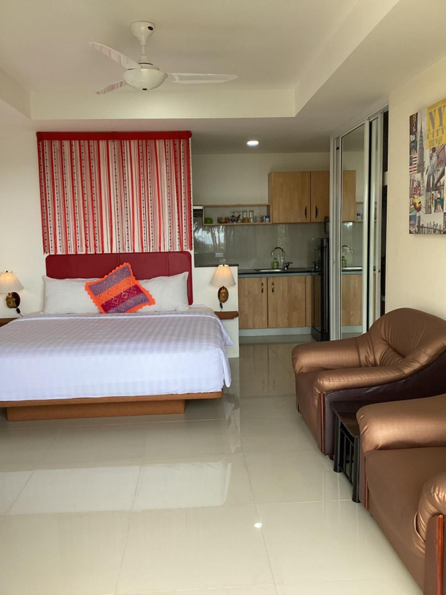 Mountain Seaview Luxury Apartments Bãi biển Kata Ngoại thất bức ảnh