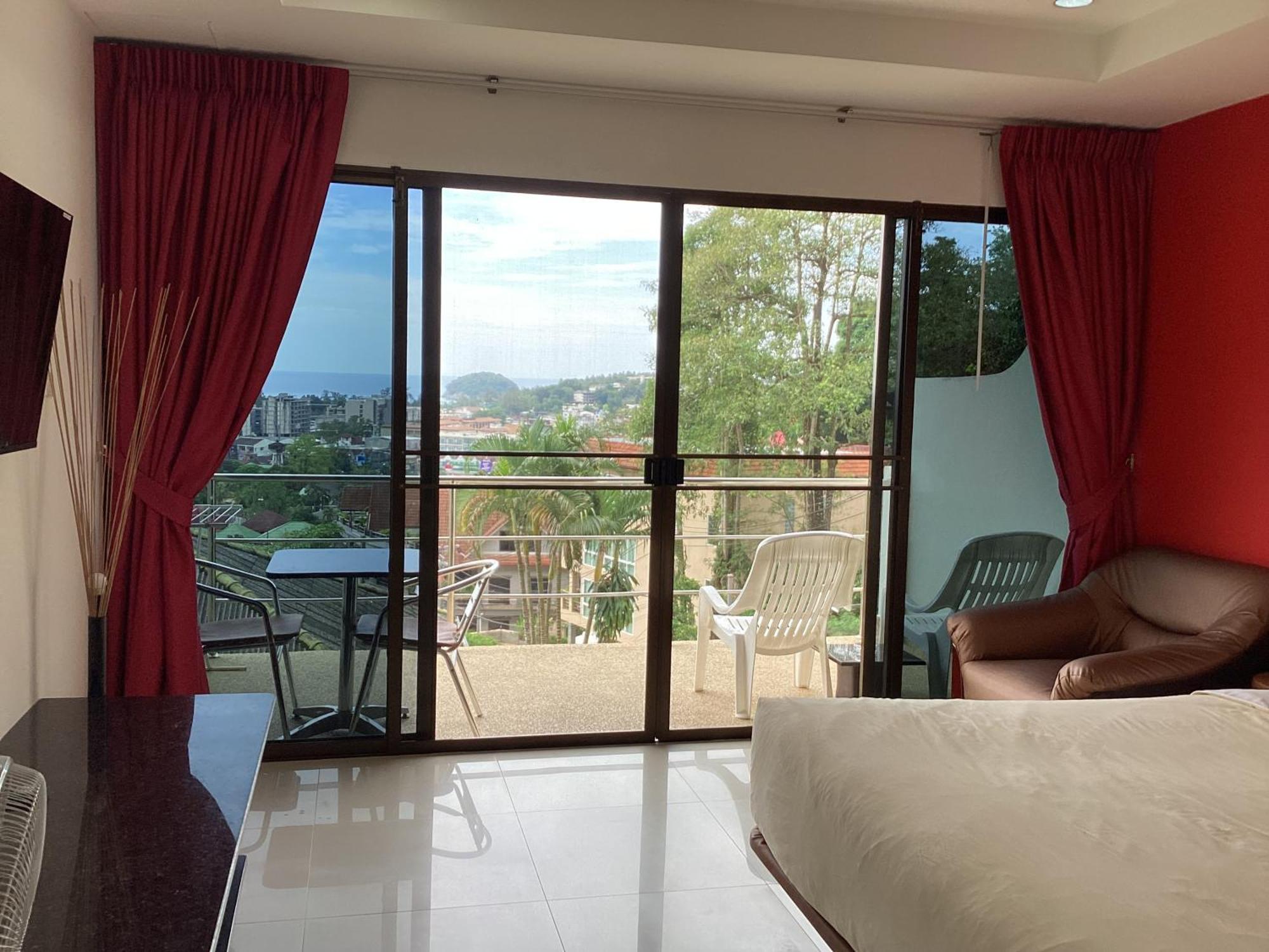 Mountain Seaview Luxury Apartments Bãi biển Kata Ngoại thất bức ảnh